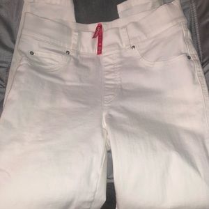 New Spanx White pull up skinny jeans size small petite -Nice